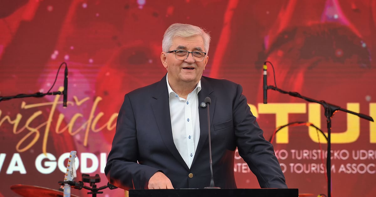 Fotografija uz vijest: Radulović: Tjeramo ozbiljne investitore, podstičemo gradnju stanova za prodaju