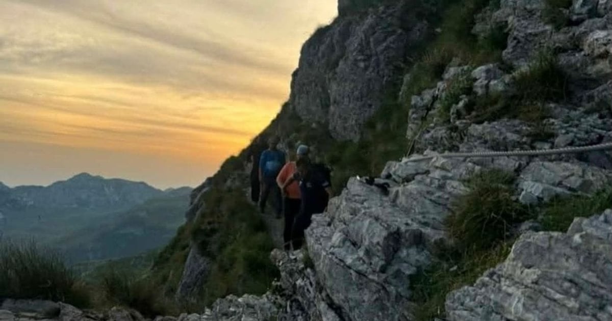 Fotografija uz vijest: Spasilačka akcija na Durmitoru: Povrijeđena planinarka predata Hitnoj pomoći